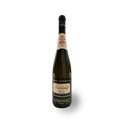 Familie Saahs Nikolaihof im Weingebirge Smaragd Grüner Veltliner 2012